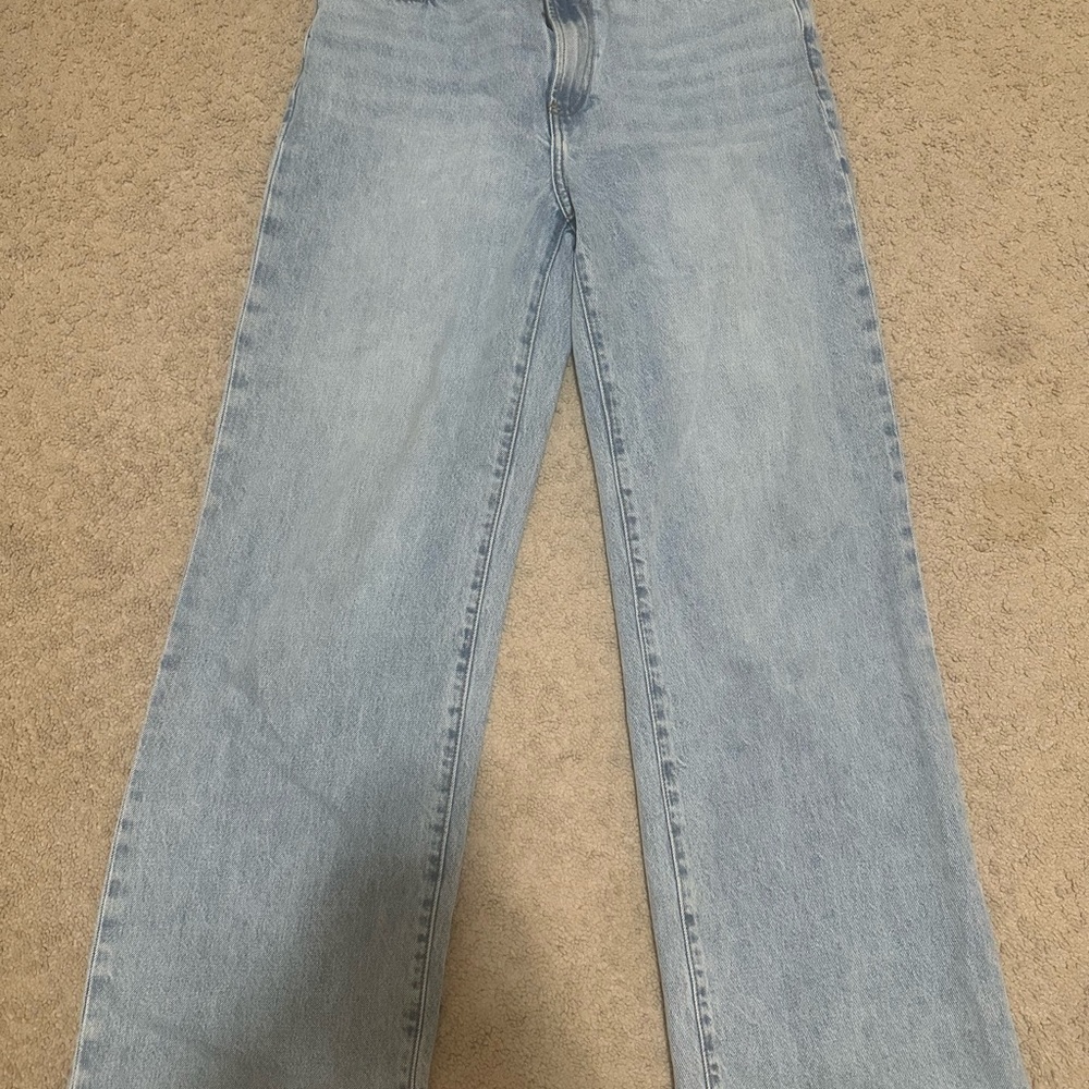 Aritizia Farrah High-rise Wide leg jeans size 28